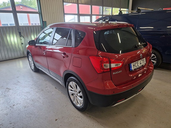 Suzuki S-Cross 4 of 18
