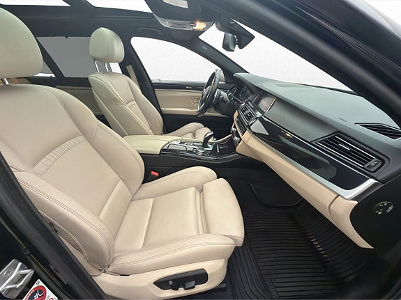 BMW 520d 28 of 30