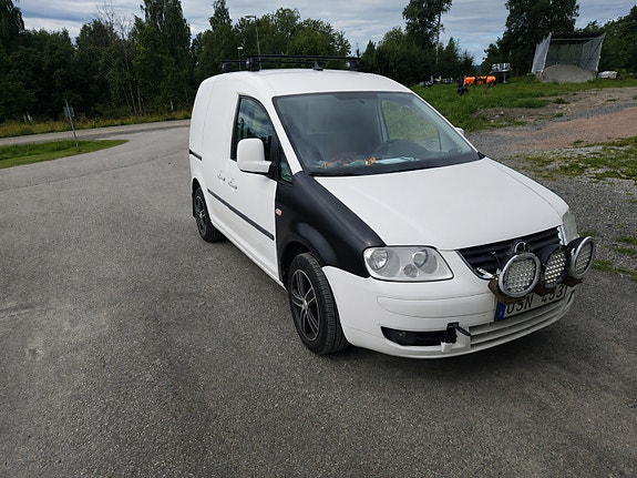 Volkswagen Caddy 2 of 4