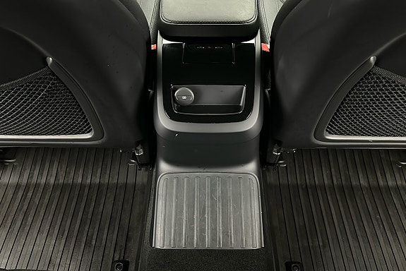 Volvo V90 22 of 28