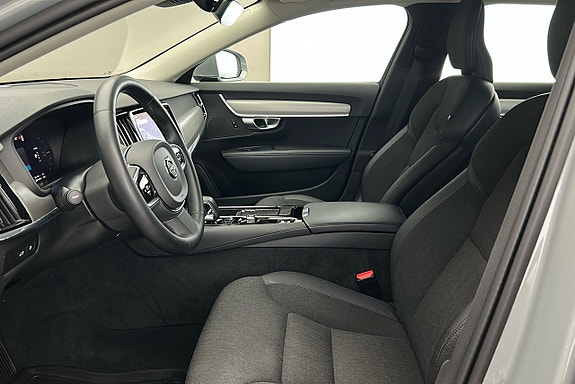 Volvo V90 10 of 28
