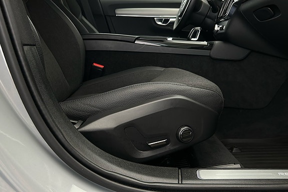 Volvo V90 19 of 28