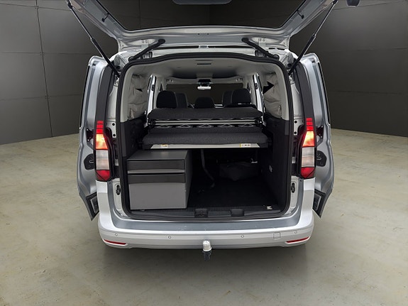 Volkswagen Caddy Maxi 11 of 30