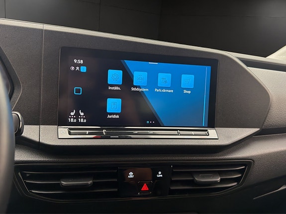 Volkswagen Caddy Maxi 27 of 30