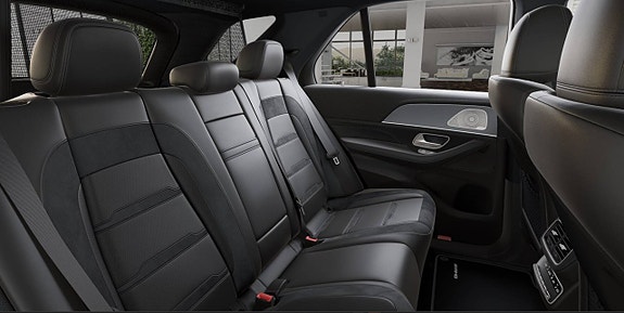Mercedes-Benz GLE53 9 of 12