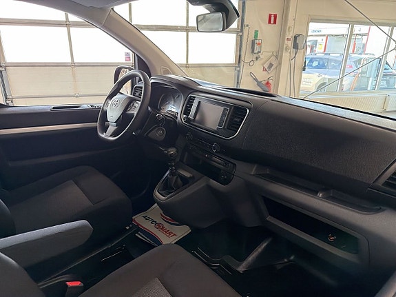Toyota Proace 12 of 13