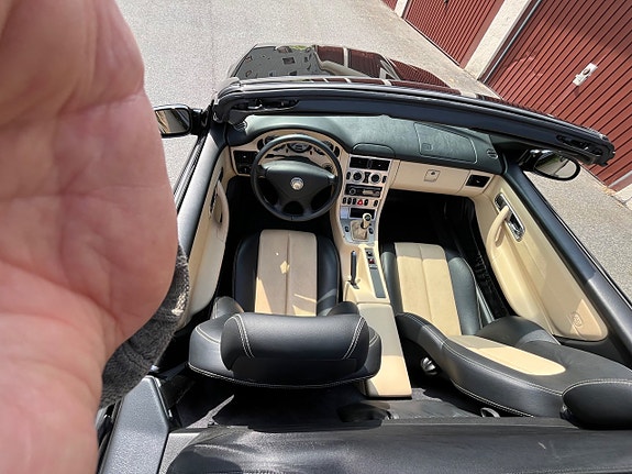 Mercedes-Benz SLK230 5 of 11