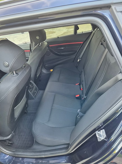 BMW 320d 6 of 7