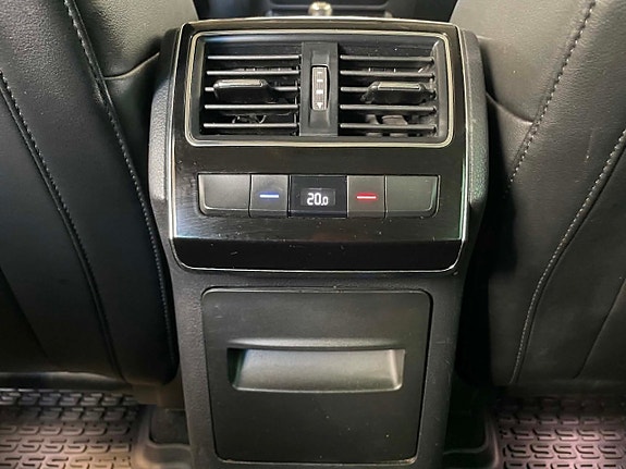 Skoda Superb 24 of 30
