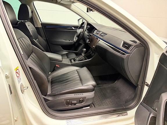 Skoda Superb 26 of 30