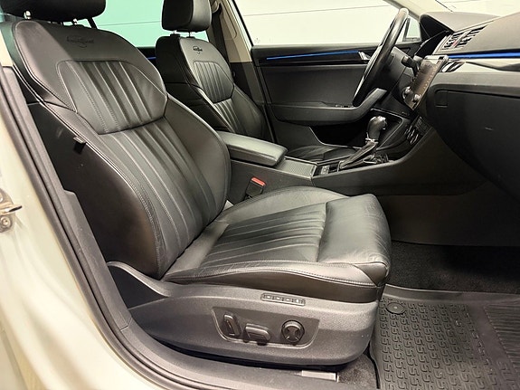 Skoda Superb 27 of 30
