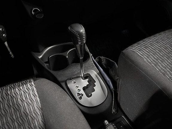 Toyota Yaris 17 of 18