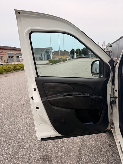 Fiat Doblo 13 of 20