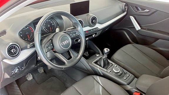 Audi Q2 7 of 17