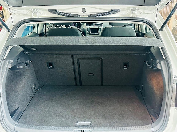 Volkswagen Golf VII 20 of 21