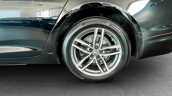 Audi A6 6 of 17