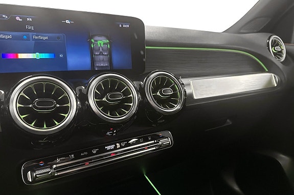 Mercedes-Benz GLB220 d 21 of 21