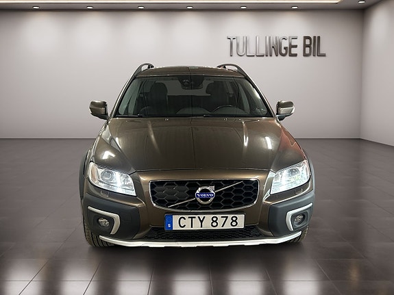 Volvo XC70 8 of 28