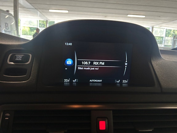 Volvo XC70 16 of 28