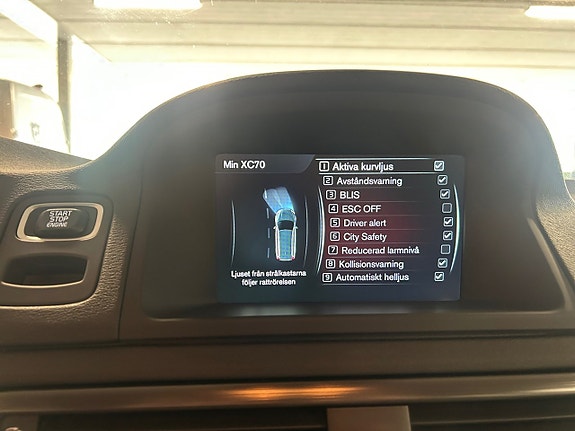 Volvo XC70 19 of 28