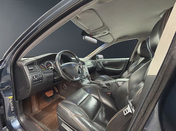 Volvo S60 5 of 11