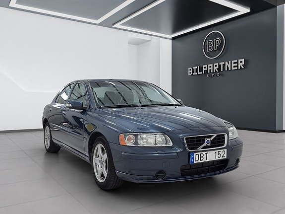 Volvo S60 4 of 11