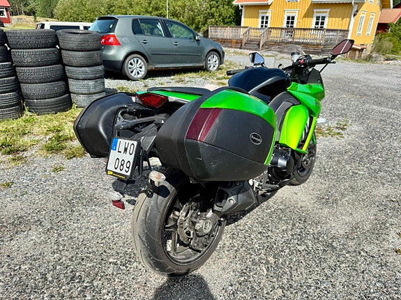 Kawasaki Ninja Z1000SX 6 of 6