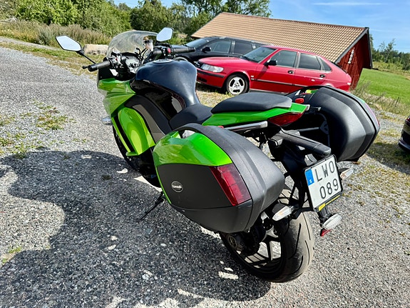 Kawasaki Ninja Z1000SX 5 of 6