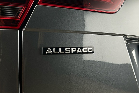 Volkswagen Tiguan Allspace 28 of 30