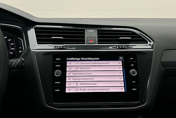 Volkswagen Tiguan Allspace 23 of 30