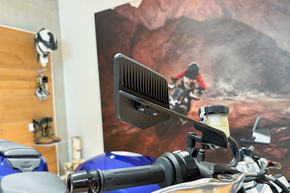 BMW S 1000 R |Akrapovic|Sport package|Dynamic|Endast 681 mil|SE SPEC 12 of 16