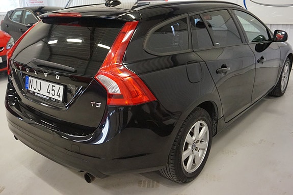 Volvo V60 6 of 18