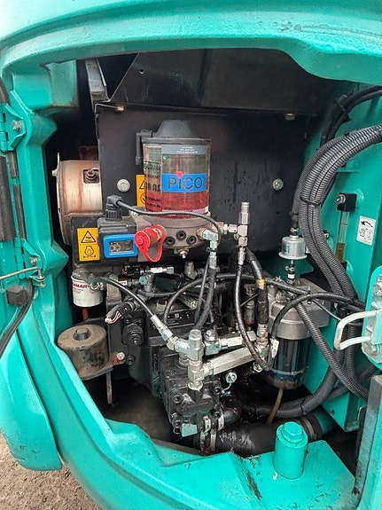 Kobelco SK75 SR-7 8 of 12