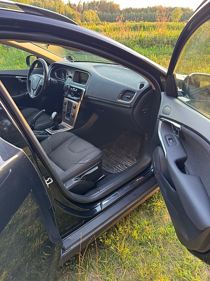 Volvo V40 Cross Country 15 of 18
