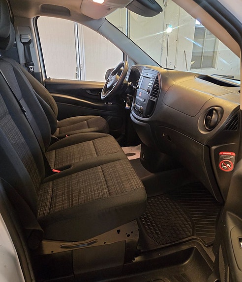 Mercedes-Benz Vito 114 6 of 11