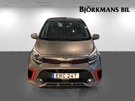 Kia Picanto 2 of 15