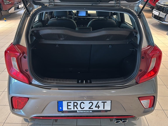 Kia Picanto 14 of 15