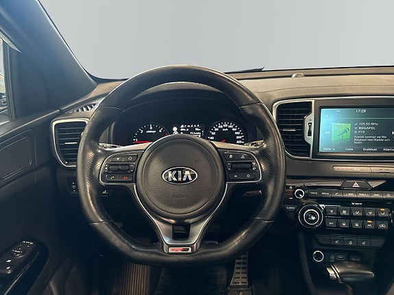 Kia Sportage 12 of 16
