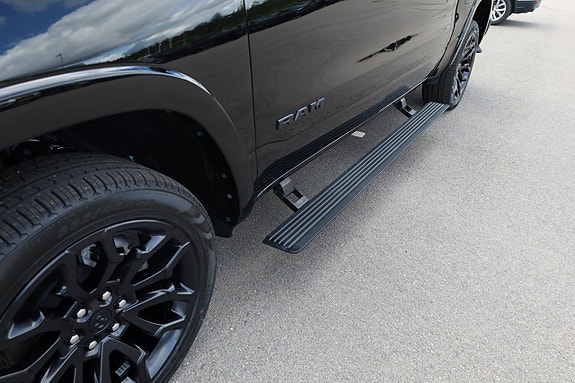 Dodge RAM 1500 8 of 29