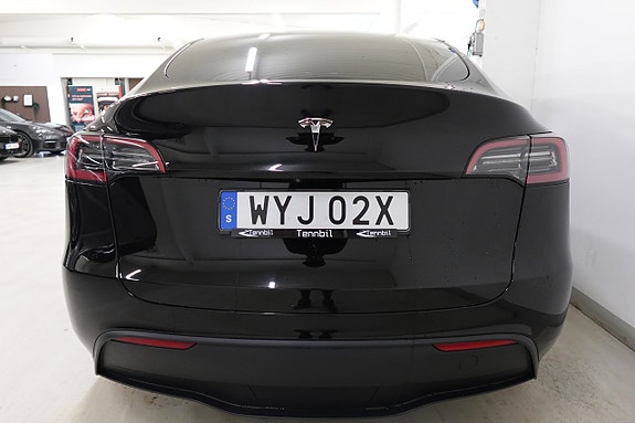 Tesla Model Y 19 of 19