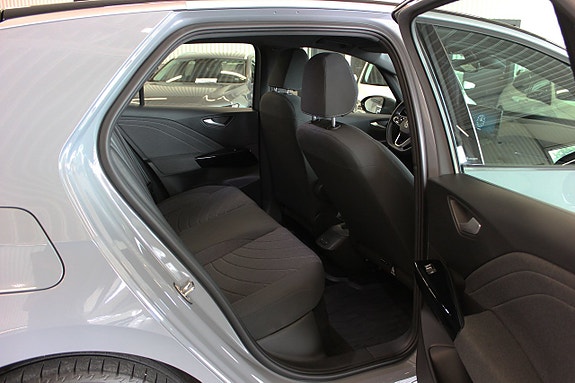 Volkswagen ID.3 4 of 18