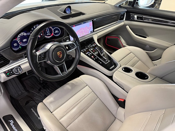 Porsche Panamera GTS 7 of 27