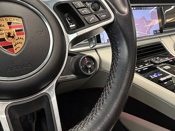 Porsche Panamera GTS 23 of 27