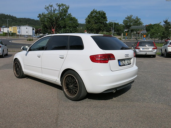 Audi A3 3 of 23