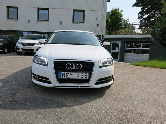 Audi A3 8 of 23