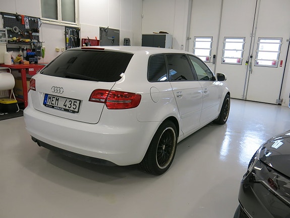 Audi A3 3 of 22