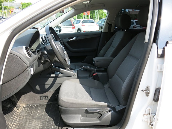 Audi A3 9 of 23