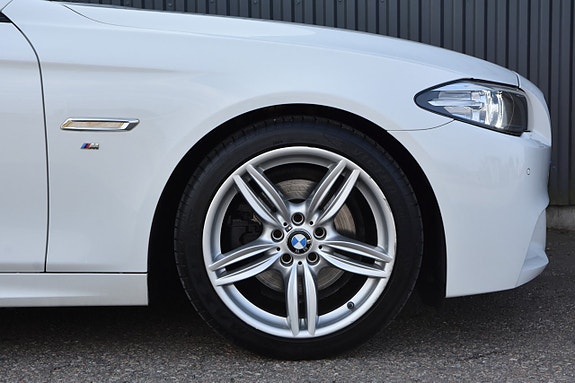 BMW 520d 4 of 24