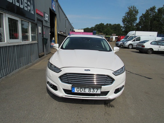 Ford Mondeo 3 of 14
