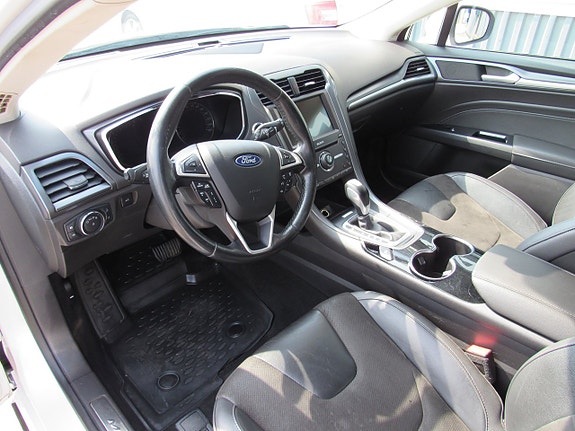 Ford Mondeo 11 of 14